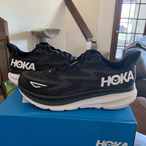 Men’s hokas